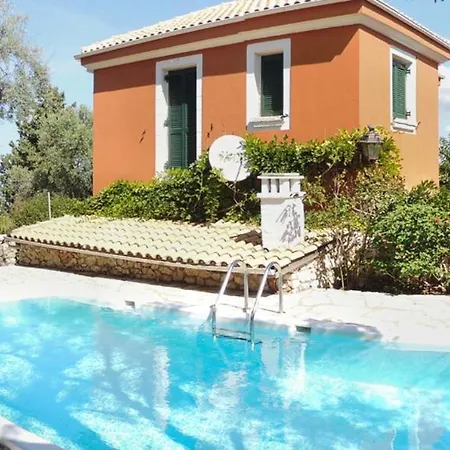 Katouna Sleeps 5 With Pool Air Con And Wifi *