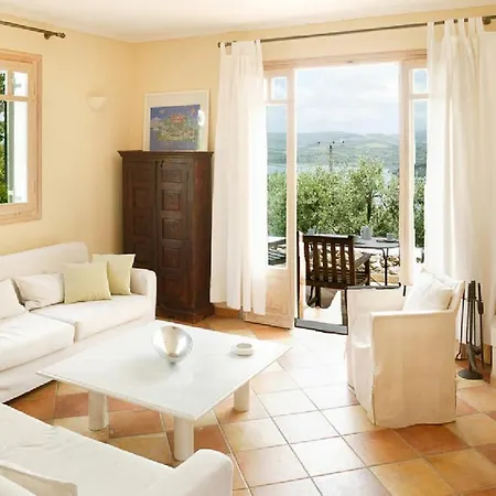 Villa Katouna Sleeps 5 With Pool Air Con And Wifi
